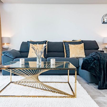 Inf45P- Modern 3 Bed City Apartment Next To Beach Estepona Bagian luar foto